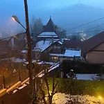 Apartament Atoosa Cu Vedere La Munte